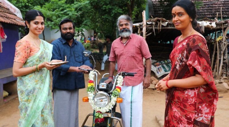 செல்வராகவனின் “மனிதன் தெய்வமாகலாம்” டீசரை நடிகர் தனுஷ் வெளியிட்டார்!