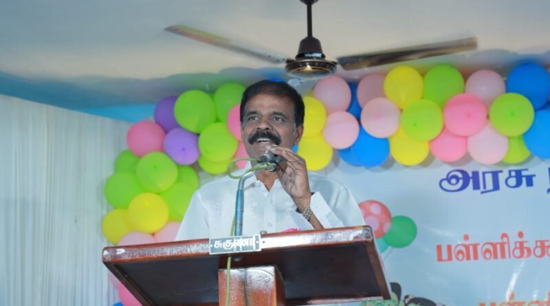 குறுக்கு வழியில் வந்த ஆதவ் அர்ஜூனா ரஜினிகாந்த்தைப் பற்றி பேச தகுதியில்லாதவர்