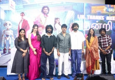 ரூ.112 கோடி கேட்டு நோட்டீஸ் அனுப்பிய எல்.ஐ.சி நிறுவனம்: விக்னேஷ் சிவன் ரூ.112 கோடி கேட்டு நோட்டீஸ் அனுப்பிய எல்.ஐ.சி நிறுவனம்: விக்னேஷ் சிவன்