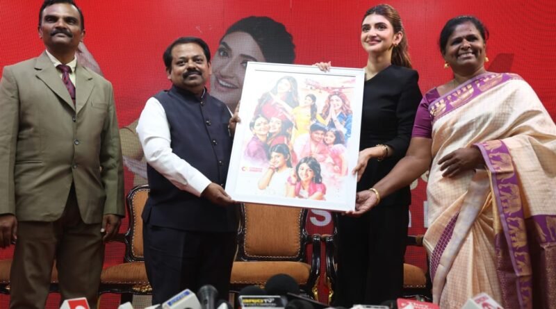 சென்னைஸ் அமிர்தாவின் விளம்பர தூதர் நடிகை ஶ்ரீலீலா,  சென்னைஸ் அமிர்தா ஏவியேஷன் கல்லூரியை பார்வையிட்டு, மாணவர்களுடன் கலந்துரையாடி உற்சாகமூட்டினார்.