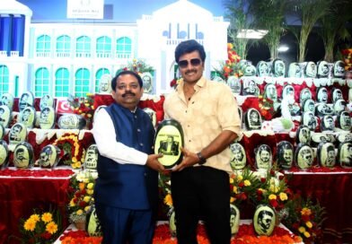 சென்னைஸ் அமிர்தா இன்டர்நேஷனல் இன்ஸ்டிடியூட் ஆஃப் ஹோட்டல் மேனேஜ்மென்ட் மாணவர்களின் கைவண்ணத்தில் மாண்புமிகு முதலமைச்சர் திரு.ச. ஜோசப் விஜய் அவர்களை கௌரவப்படுத்தும் பிரமாண்ட நிகழ்ச்சி நடிகர் சஞ்சீவ் மற்றும் சென்னைஸ் அமிர்தா கல்விக்குழும நிறுவனர் பூமிநாதன் ஆகியோர் முன்னிலையில் நடைபெற்றது.