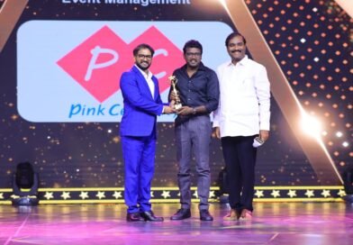 திரைத்துறையினர் ஒன்று கூடிய பிரம்மாண்ட விழாவில் மாண்புமிகு தமிழக முதல்வர் விஜய் பெயரில் புதிய விருது அறிவிப்பு!