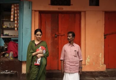 பாபுஜி புரொடக்ஷன்ஸ் அபிஜித் பாபுஜி தயாரிப்பில் வர்ஷா வாசுதேவ் இயக்கத்தில் இந்திரன்ஸ், மதுபாலா, அபர்ணா பாலமுரளி நடிப்பில் மனித உணர்வுகளை பேசும் ‘சின்ன சின்ன ஆசை’