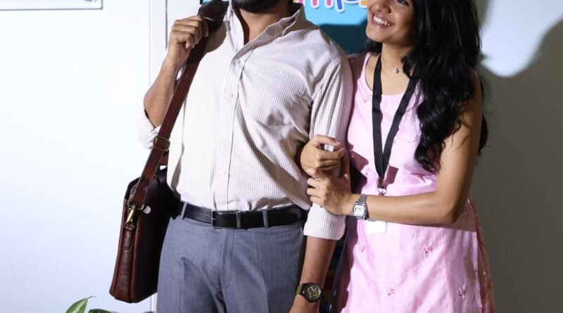 “உலகம் முழுவதும் உள்ள அனைத்து தரப்பு ரசிகர்களையும் கவரும் விதமாக சிரிப்பும் காதலும் கலந்த திரைப்படமாக ‘மிஸ்டர் பாரத்’ உருவாகியுள்ளது”-நடிகர் பாரத்!