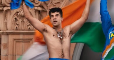 சவுரவ் கங்குலியின் பிறந்தநாளில் வெளியான ‘தாதா – தி சவுரவ் கங்குலி ஸ்டோரி’ ஃபர்ஸ்ட் லுக் சவுரவ் கங்குலியின் பிறந்தநாளில் வெளியான ‘தாதா – தி சவுரவ் கங்குலி ஸ்டோரி’ ஃபர்ஸ்ட் லுக்