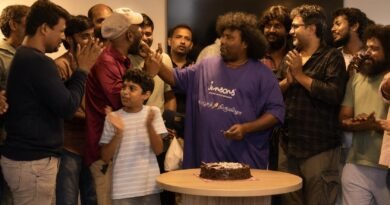 ‘காகங்கள்’ படப்பிடிப்பு நிறைவு – யோகி பாபுவின் பிறந்தநாளுடன் இணைந்த இரட்டை மகிழ்ச்சி ‘காகங்கள்’ படப்பிடிப்பு நிறைவு – யோகி பாபுவின் பிறந்தநாளுடன் இணைந்த இரட்டை மகிழ்ச்சி