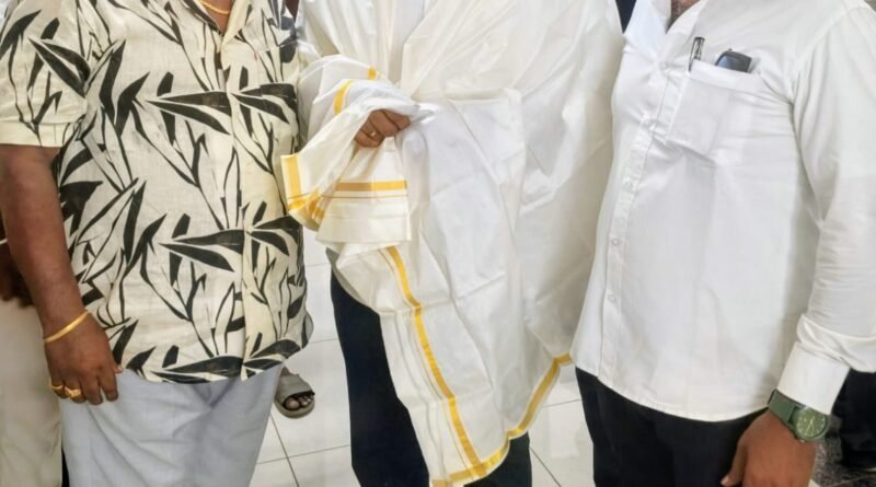பாசக்கார அமைச்சர் – இயக்குநர் சுரேஷ் நெகிழ்ச்சி…!