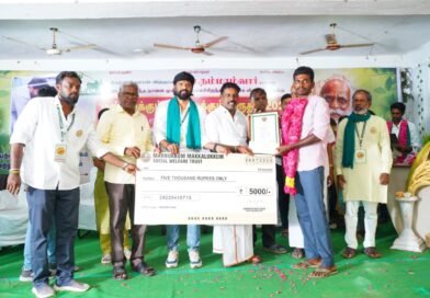 *இயற்கை விவசாயிகளுக்கு விருது வழங்கிய நடிகர் சௌந்தரராஜா*
