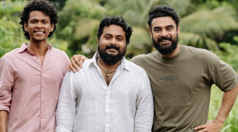 ‘குப்பி’ திரைப்படத்தின் 10ஆம் ஆண்டு நிறைவு கொண்டாட்டம்: மீண்டும் இணையும் டொவினோ தாமஸ் – ஜான்பால் ஜார்ஜ் கூட்டணி!