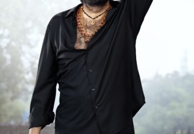 மாஸ் மகாராஜா ரவி தேஜா நடிப்பில், சிவா நிர்வாணா இயக்கத்தில், மைத்ரி மூவி மேக்கர்ஸ் தயாரிப்பில் உருவாகியுள்ள ‘இருமுடி’ திரைப்படத்தின் தெலுங்கு மற்றும் தமிழ் மொழி டிரெய்லர் வெளியானது!