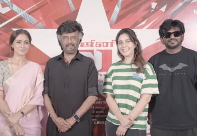 சூப்பர் ஸ்டார் ரஜினிகாந்தின் 51 ஆண்டுகாலப் பயணம்: ‘தர்மன்’ படப்பிடிப்புத் தளத்தில் கொண்டாடப்பட்ட ஒரு வரலாற்றுச் சாதனை