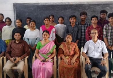 தமிழ்நாடு நீட் தேர்வை எதிர்த்து டெல்லியுடன் போராடும் நிலையில், மகுடஞ்சாவடியில் உள்ள இலவச பயிற்சி மையம் நீட் தேர்வில் சாதனை! தமிழ்நாடு நீட் தேர்வை எதிர்த்து டெல்லியுடன் போராடும் நிலையில், மகுடஞ்சாவடியில் உள்ள இலவச பயிற்சி மையம் நீட் தேர்வில் சாதனை!